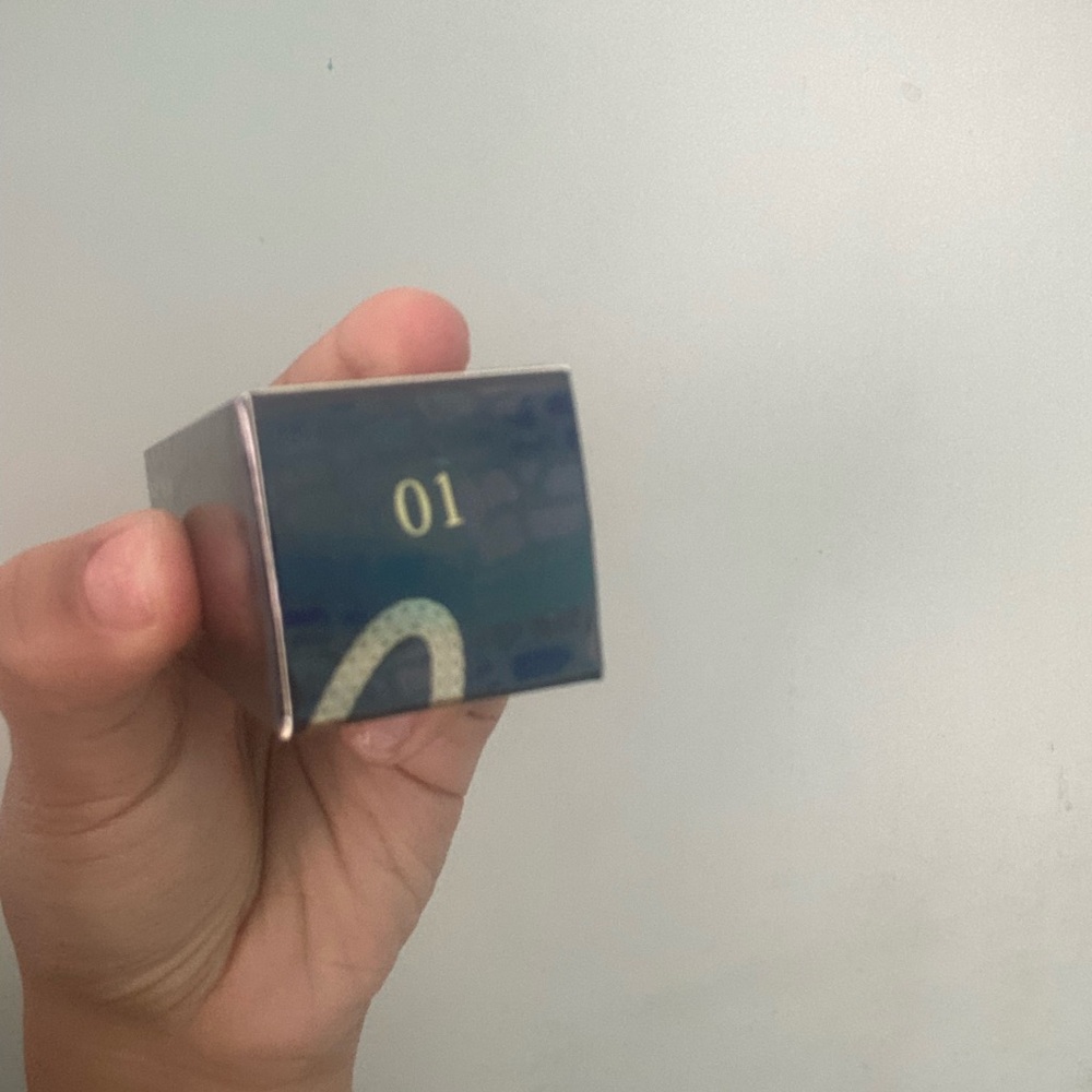 HOST PICK 🎉BNIB Snake Gem Velvet Lipstick 601 - Picture 7 of 7